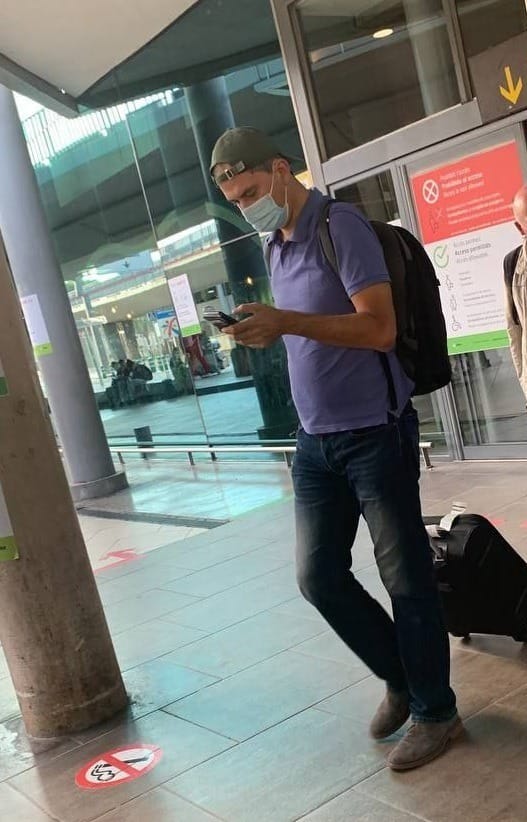 Из фотографий, сделанных преступниками