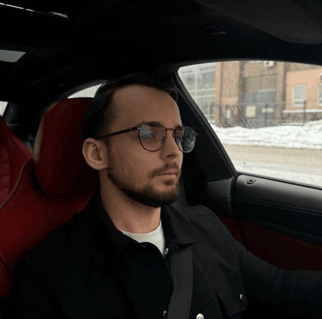 Павел Углянский