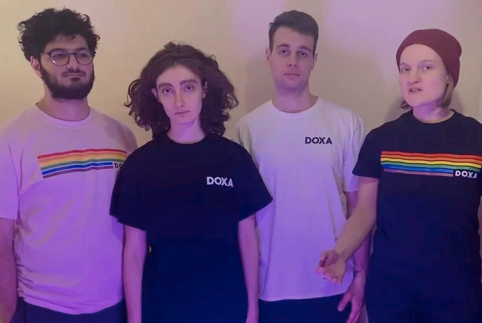 Маму редактора DOXA Владимира Метелкина вызвали на допрос в Следственный комитет