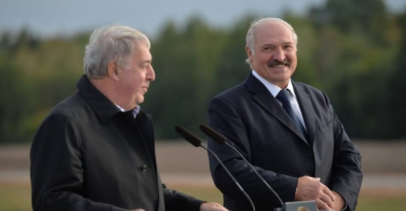 Великобритания ввела санкции против миллиардера Михаила Гуцериева