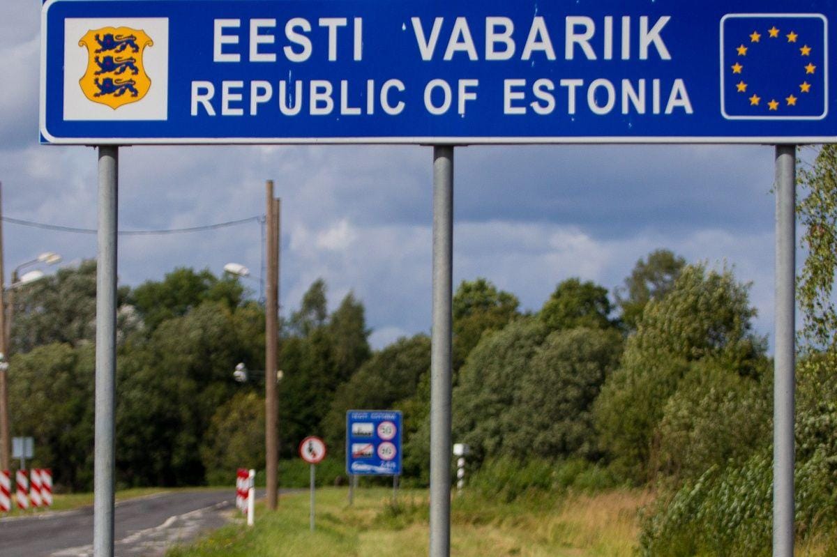 Эстонские пограничники аннулировали визы нескольких человек, использовавших Z, георгиевские ленты и элементы экипировки российской армии