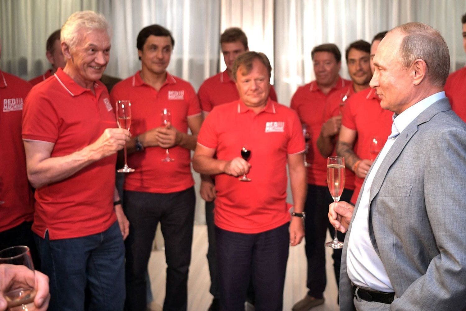 Вино с кровавым привкусом. Попавший под санкции «путинский кошелек» Тимченко оформил винодельни в Тоскане и на Кубани на свое окружение