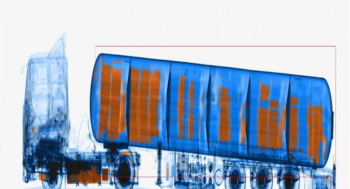 В Литве нашли в бензовозе белорусскую табачную контрабанду на 1 млн евро, ее пытались провезти в Россию