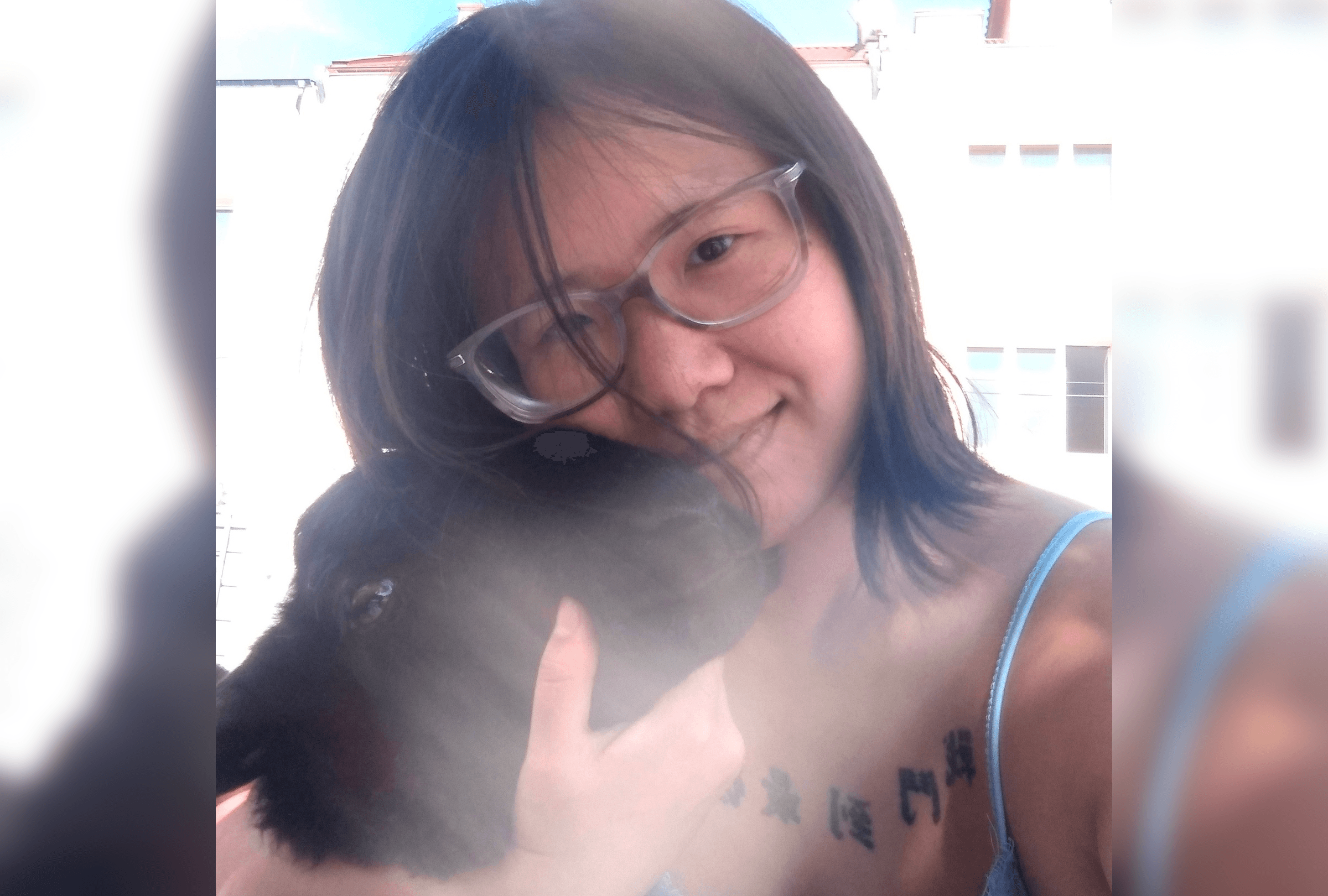 В Москве задержали гражданку США, которая выгуливала теленка на Красной площади