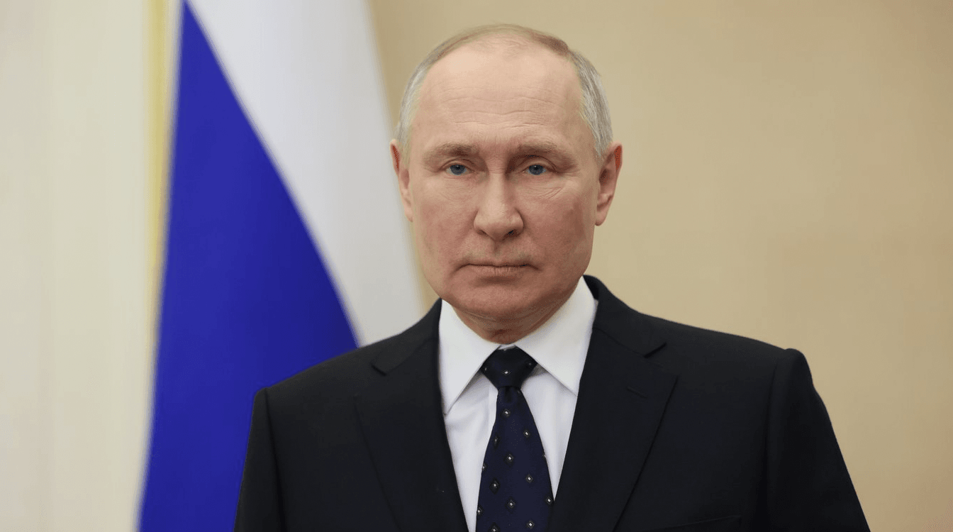 Путин в поздравлении с 23 февраля заявил об укреплении ядерной триады и боевом дежурстве «Сарматов»