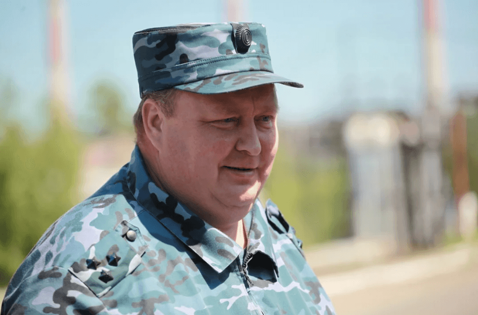 Экс-начальник иркутской пыточной колонии получил 10 лет за взятку