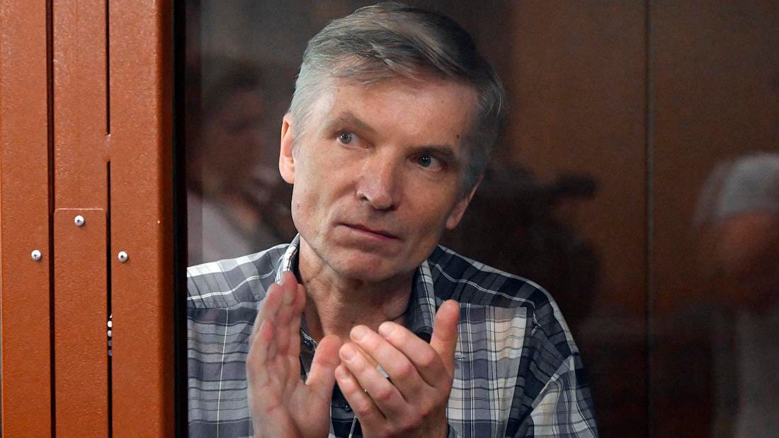 Алексей Горинов рассказал, что у него в камере провели обыск с раздеванием из-за рисунков на туалетной бумаге