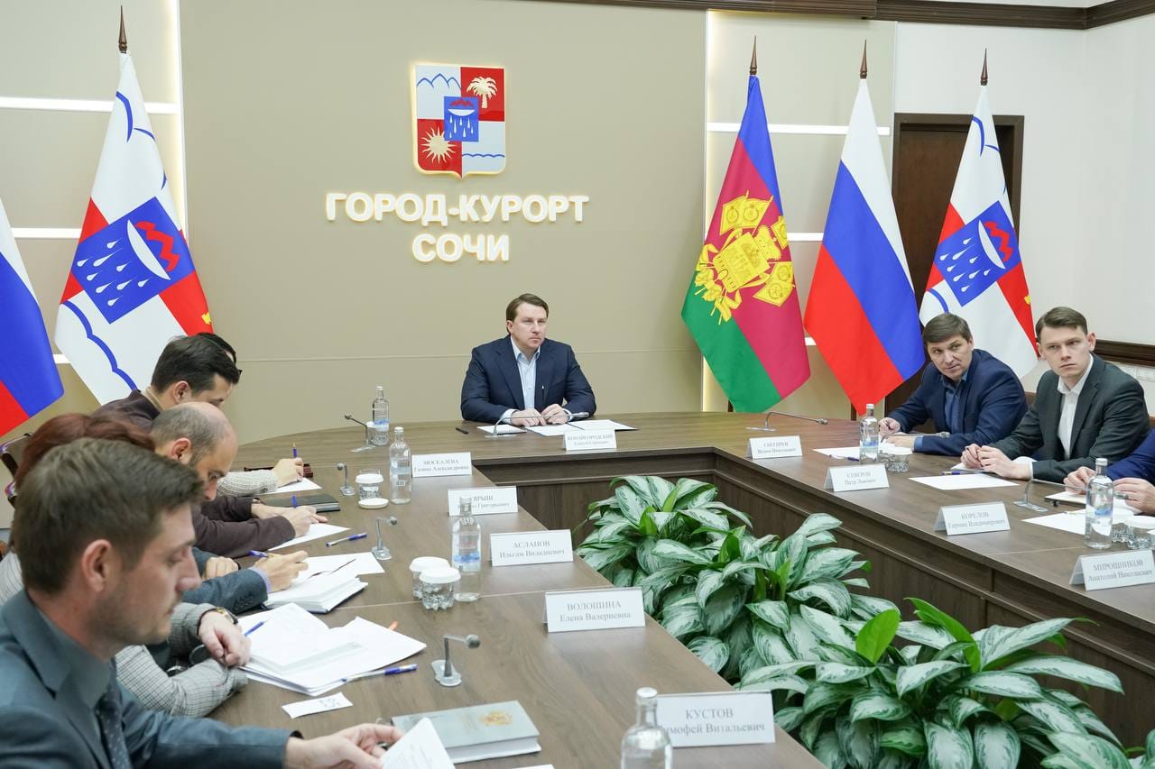 В Сочи отменили фейерверки на Новый год, деньги направят на войну