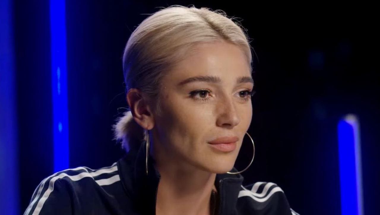 Суд отказался блокировать YouTube-канал Ивлеевой и штрафовать ее на 10 млн рублей из-за видео с нецензурной лексикой