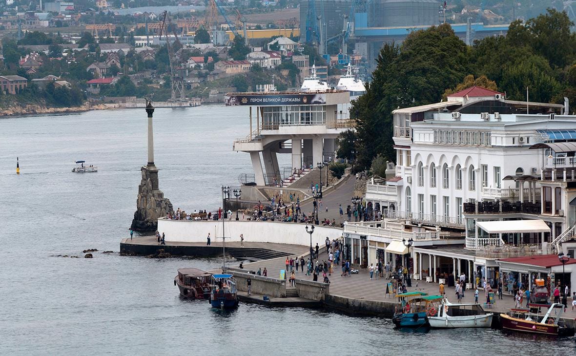 Осколками сбитой украинской ракеты в Крыму убило трёх человек и ранило 124 — «губернатор» Севастополя Михаил Развожаев