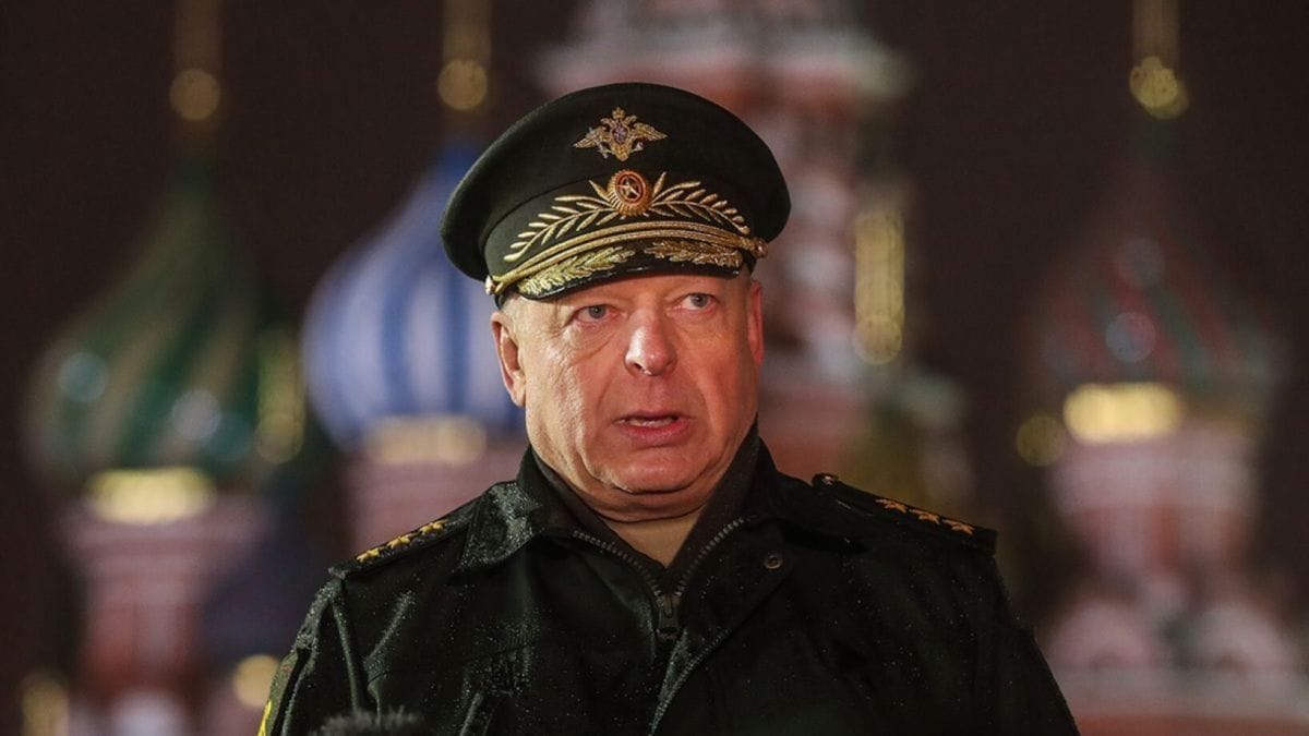 Путин перевел главкома Сухопутных войск в замы Шойгу. Он фигурант расследований The Insider о коррупции и Bellingcat — о катастрофе MH17