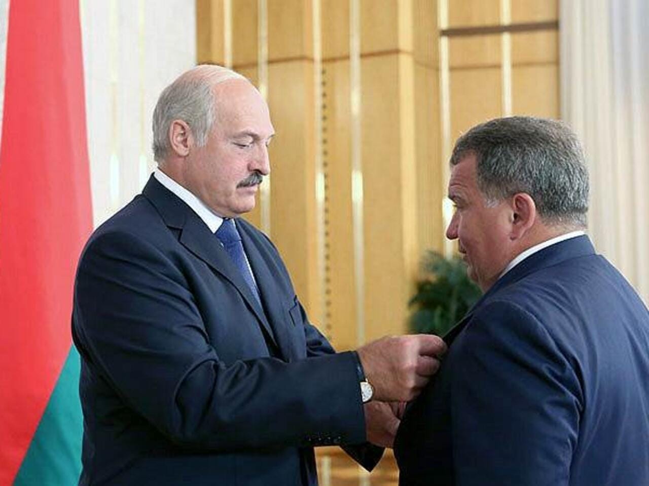 Опальный белорусский олигарх Чиж и его литовский партнер заработали миллиарды, продавая российскую нефть под видом растворителей