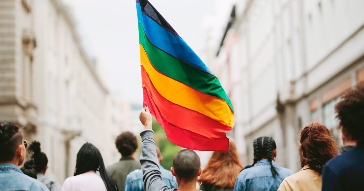 Путин подписал закон о полном запрете «пропаганды» ЛГБТ и смены пола