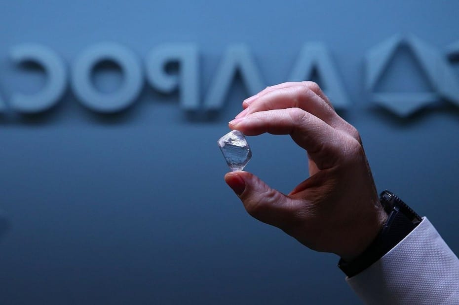 «Запрет Японии на импорт алмазов из России бесполезен в отношении алмазного сырья, появится параллельный экспорт» — эксперты