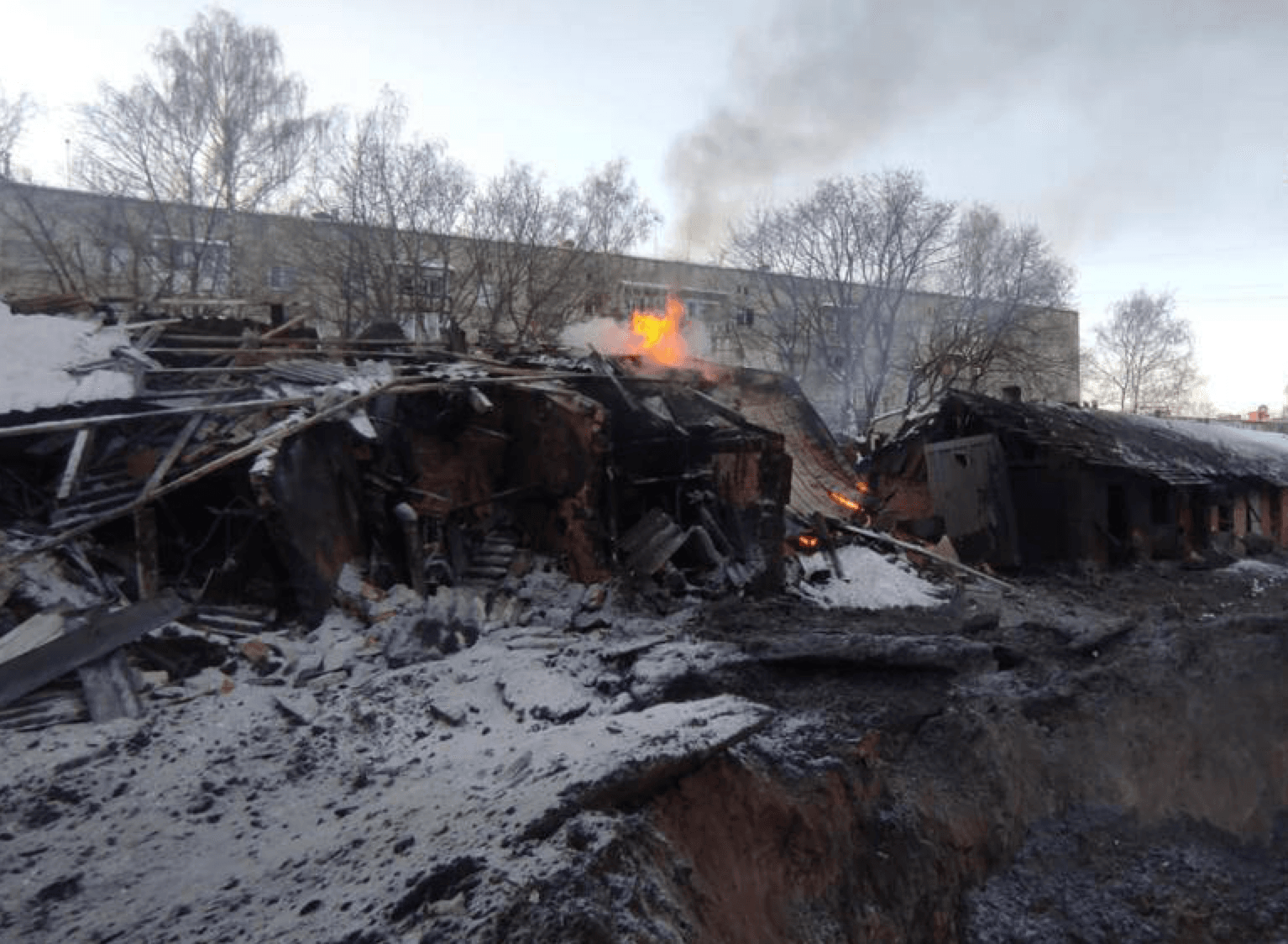 Территория Украины подверглась массированной ракетной атаке, выпущено около 40 ракет