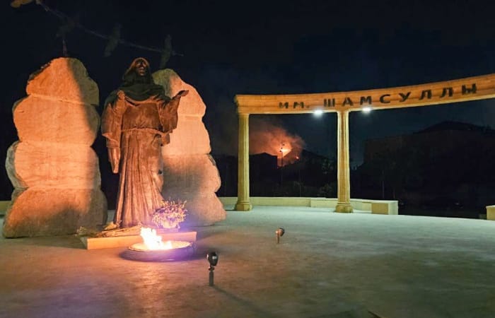 В результате нападения террористов в Махачкале 16 человек доставили в больницу, среди них 13 полицейских и трое гражданских