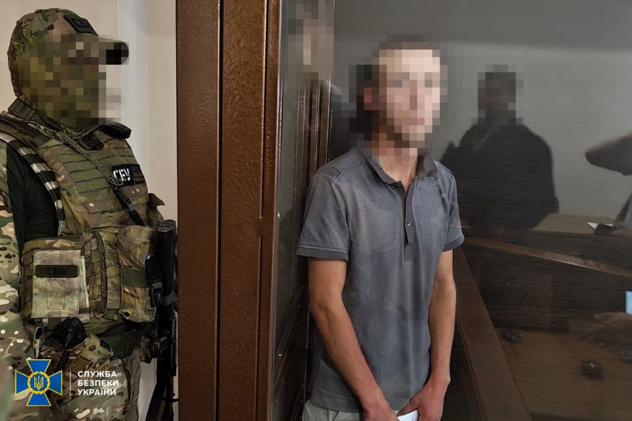 СБУ задержала в Одессе шестерых курьеров, которых подозревают в совершении поджогов автомобилей военных по заказу ФСБ