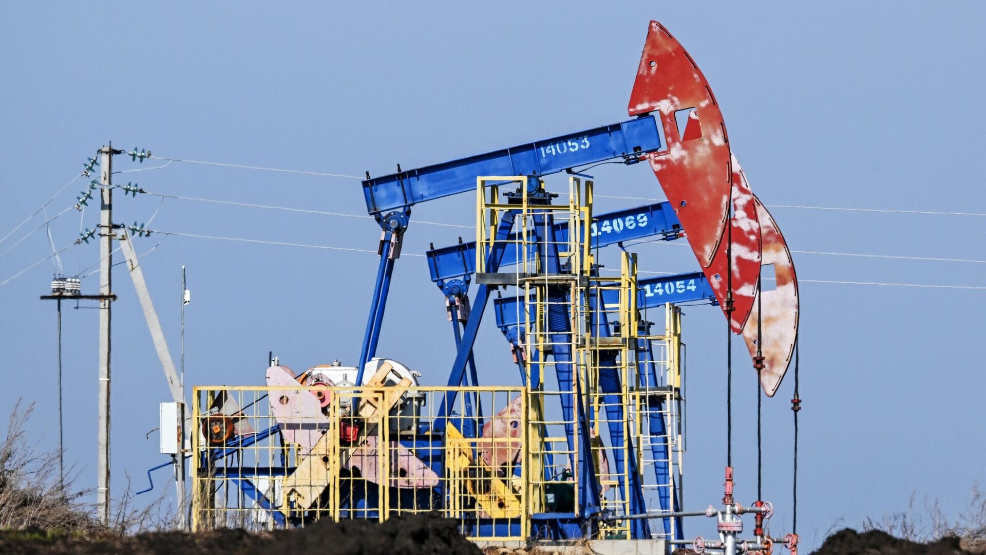 «Вторичные санкции против тех, кто покупает российскую нефть, — следующий шаг, чтобы положить конец войне» — посол США в НАТО