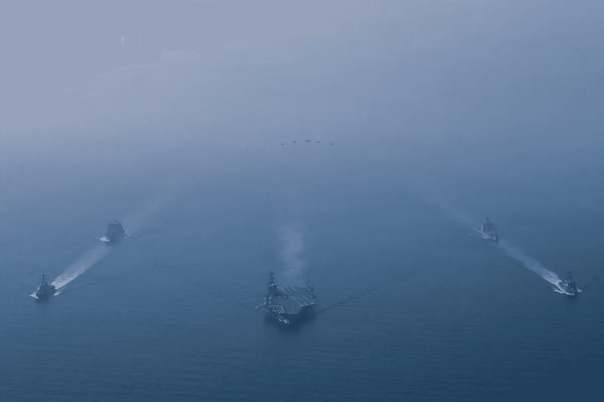 США собирают на Ближнем Востоке самую большую группировку с 2003 года — Bloomberg