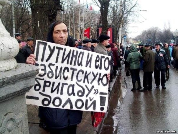 Активиста Воробьевского хотят упечь в психушку за "монотонную безэмоциональную критику власти"