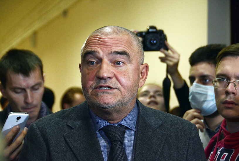 Сенатор Тарло приехал защищать честь министра культуры в УрФУ